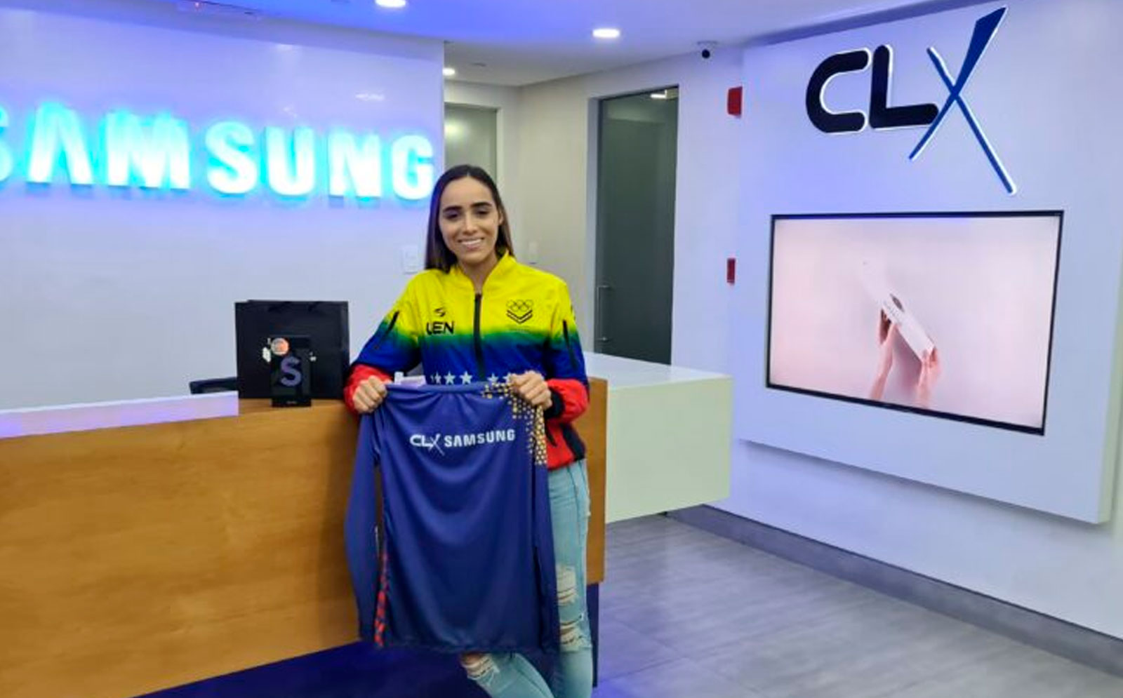 Claudymar Garcés CLX